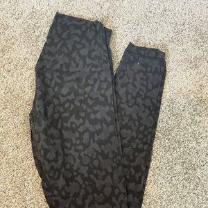 Lululemon Align Size 2 25"